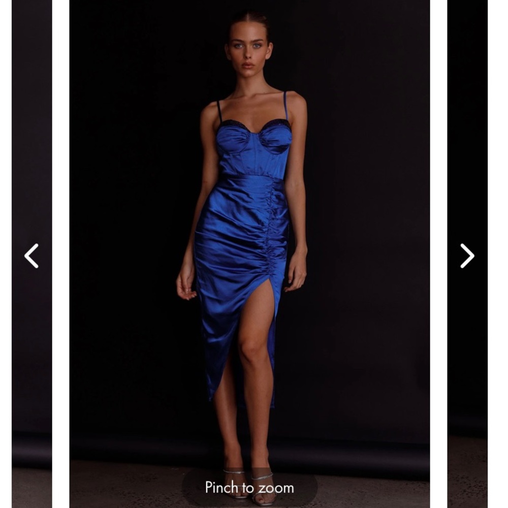 RUCHED MIDI DRESS!